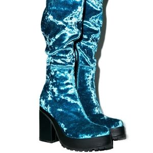 Dolls Kill : Zodiac Emi Velvet Boots